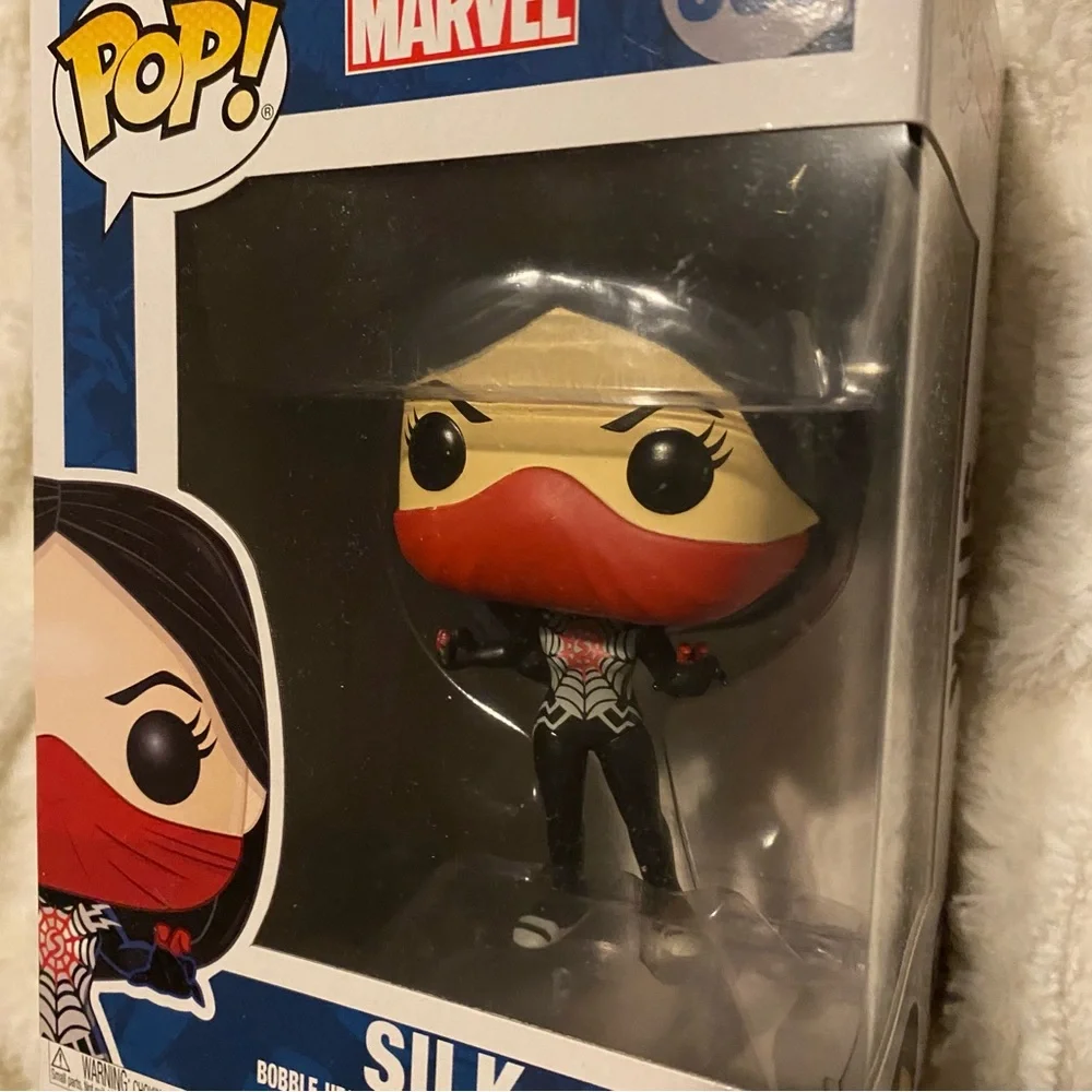 *3 FOR $20* Silk Marvel Funko Pop Spiderman - Picture 2 of 4